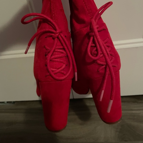 Over the knee boots - Picture 2 of 3